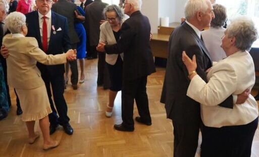 Zdjęcie do "Małżeństwo to poemat miłości przełożony na pracę". Uroczystości Jubileuszowe par małżeńskich