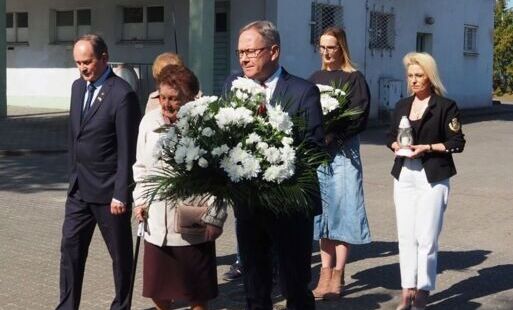 Zdjęcie do Miałby 65 lat. Urodziny Andrzeja Grubby