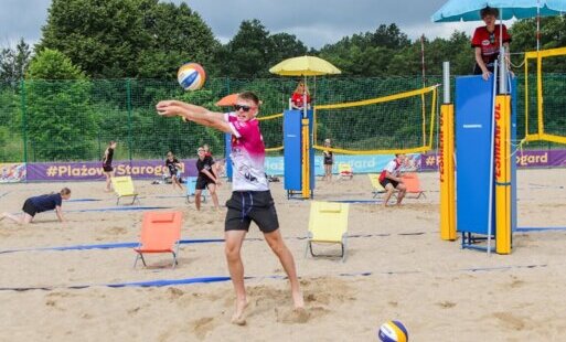 Zdjęcie do Gry plażowe i zabawa na placu zabaw nowymi atrakcjami Piekiełek