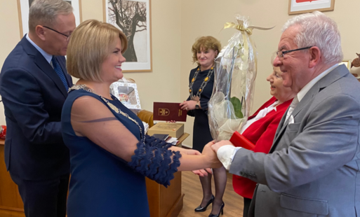 Zdjęcie do Świętowali jubileusze małżeństwa