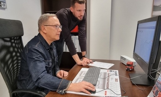 Zdjęcie do Prezydent Miasta pracował w firmie transportowej