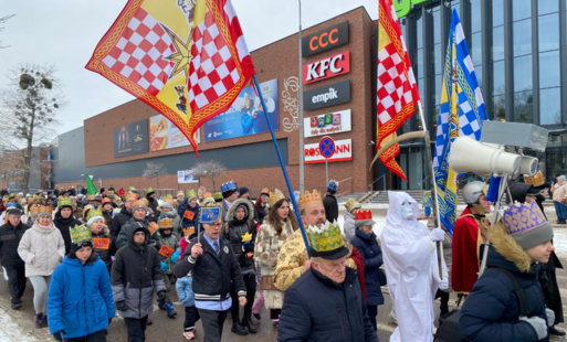 Zdjęcie do Oddali pokłon Dzieciątku Jezus