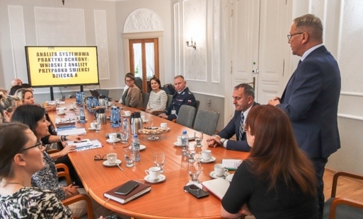 Zdjęcie do Prekursorski raport analizy praktyki ochrony dziecka w Starogardzie Gdańskim początkiem og&oacute;lnopolskich zmian?