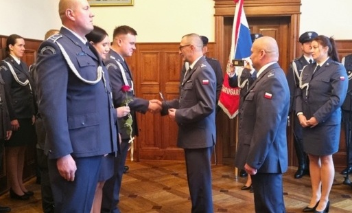 Zdjęcie do Awanse i odznaczenia funkcjonariuszy starogardzkiej Służby Więziennej
