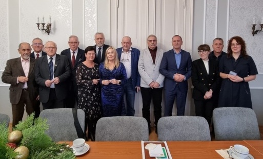 Zdjęcie do Wsp&oacute;lne obrady w świątecznej atmosferze