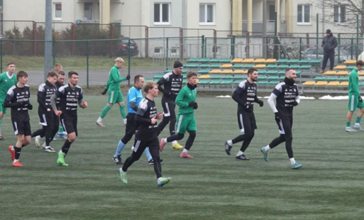 Zdjęcie do Prezydent wsparł finansowo Klub Piłkarski Starogard