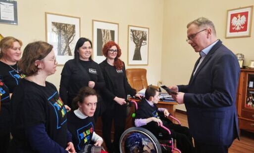 Zdjęcie do Podziękowali za wsparcie. Trzecia płyta zespołu Blue MC nagrana