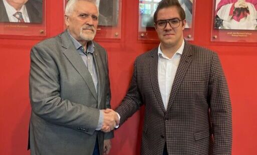 Zdjęcie do Łączymy pokolenia. Spotkanie Rady Senior&oacute;w i Młodzieżowej Rady Miasta
