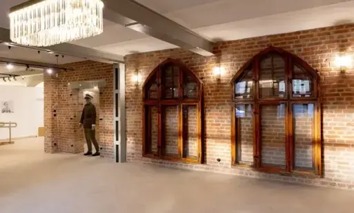 Zmodernizowana przestrzeń Kasyna Oficerskiego przeznaczona na działalność kulturalno-edukacyjną