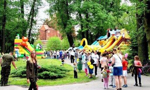 Zdjęcie do Sobota dla dzieci. Moc atrakcji  w parku miejskim