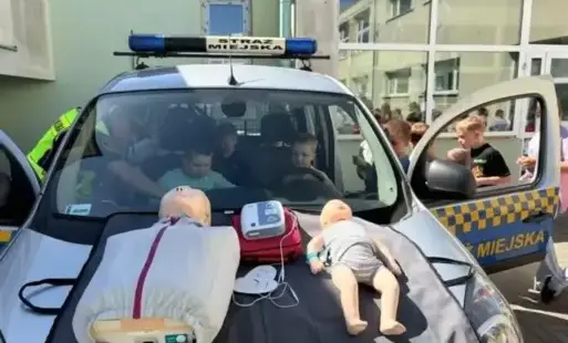 Zdjęcie do Ruszyła akcja ,,Bezpieczne wakacje&rdquo;