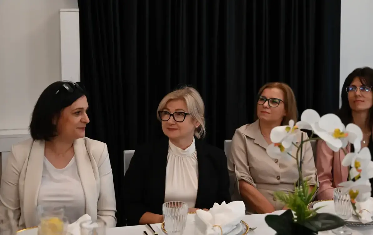 Zdjęcie do Miejskie zakończenie roku szkolnego
