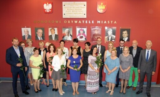 Zdjęcie do Grono mianowanych nauczycieli się powiększyło