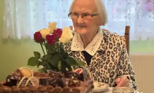 Zdjęcie do 102. urodziny Pani Krystyny Płaczek