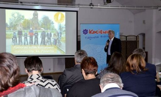 Zdjęcie do Pieszo, rowerem, konno i kajakiem po Kociewiu
