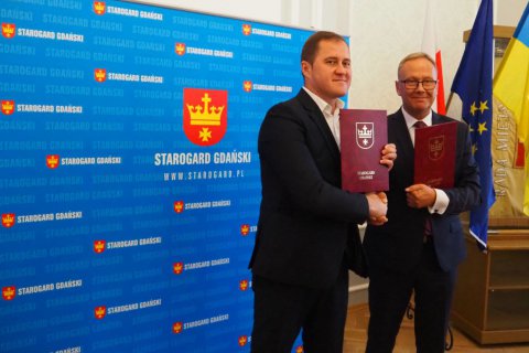 Podpisanie-umowy-o-partnerstwie-i-wspolpracy-pomiedzy-miastem-Straogard-Gdanski-a-miastem-Boryslaw-1