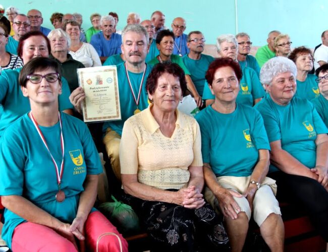 Seniorzy pokazali, że w zdrowym ciele zdrowy duch