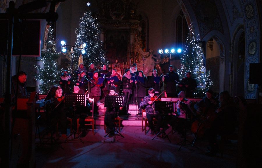 Koncert jubileuszowy zespołów Singers Novi i Pro Simfonica w Kinie Sokół