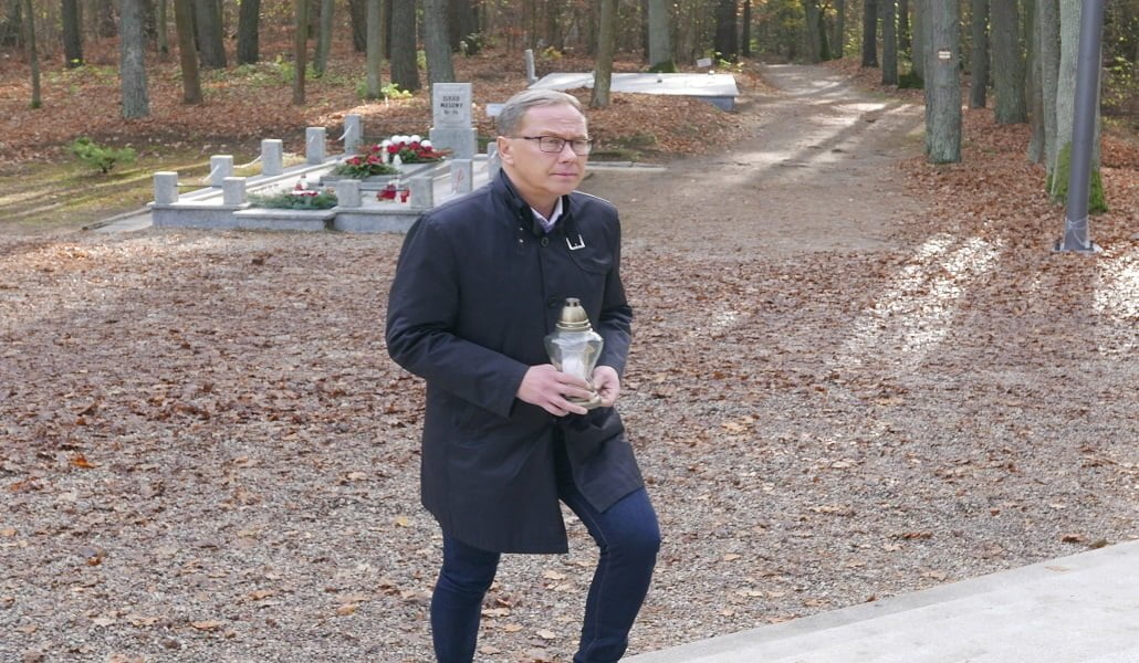 Prezydent odwiedził groby
