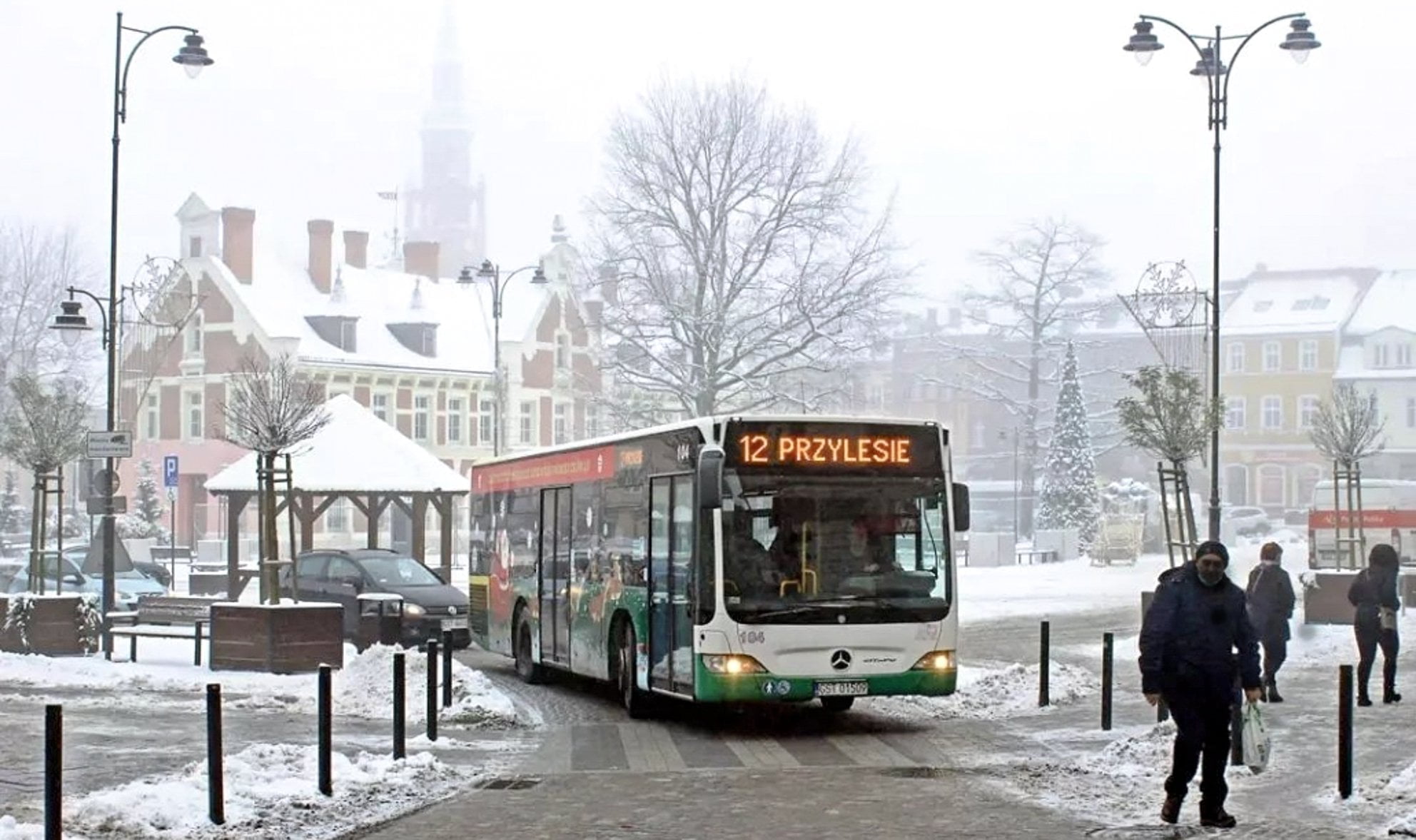 Autobusy w okresie świąteczno-noworocznym