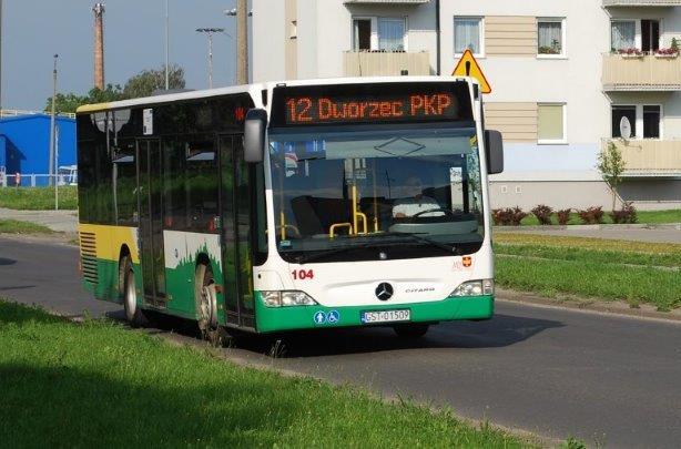 Autobus linii 12 jeździ objazdem