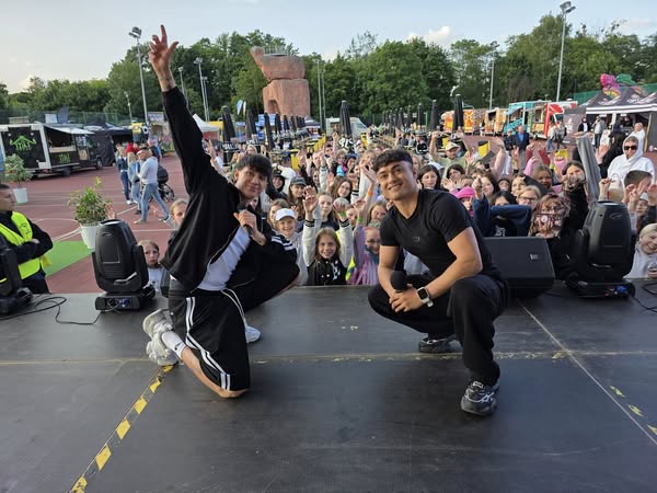 Gwiazdy Tik Toka Ciapur i Sebastian Kowalczyk, fot. Anna Więckiewicz