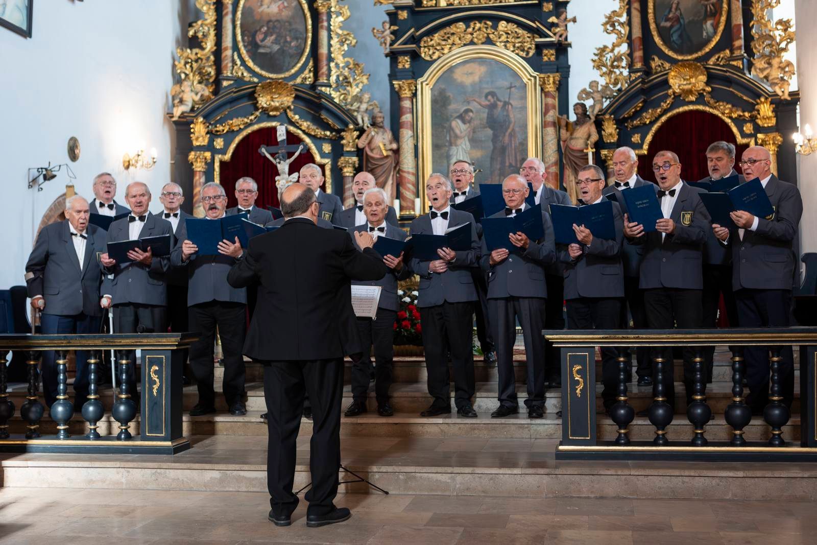 Męski Chór Kościelny pw. Najświętszego Serca Jezusowego przy parafii św. Mateusza w Starogardzie Gdańskim pod dyrekcją Mariusza Marchewicza